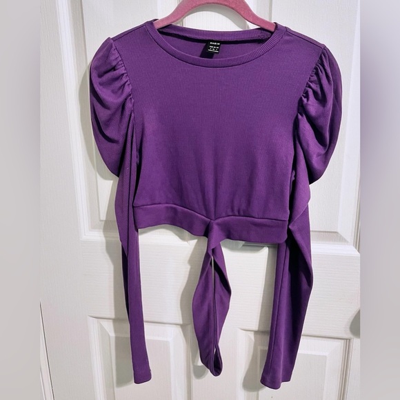 Fashion Top - Picture 1 of 4